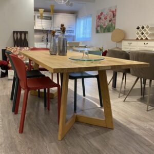 Tavolo in legno massello by Falegnameria900