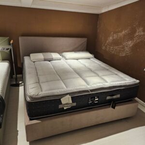 Letto imbottito sfoderabile e contenitore